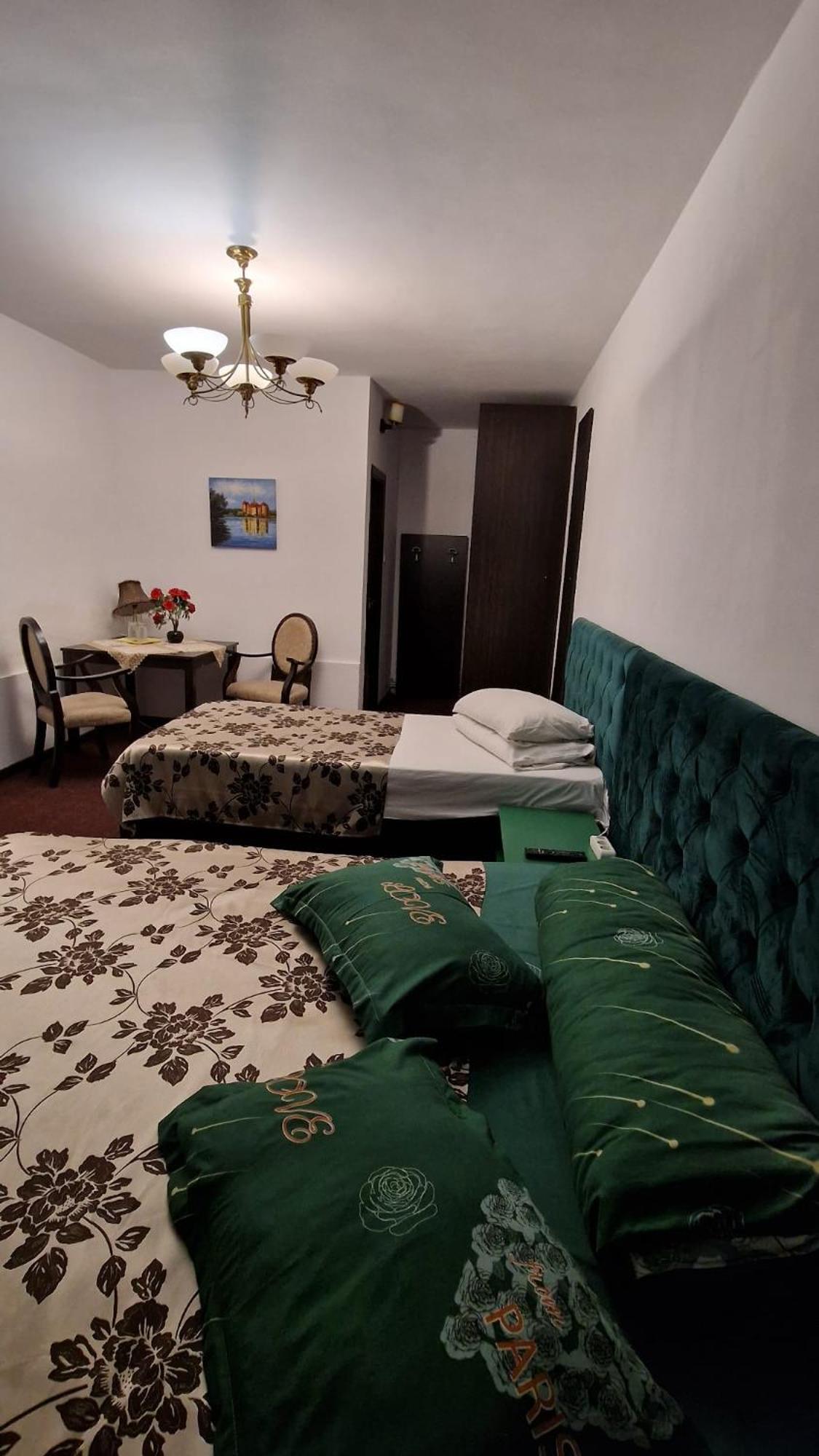 Pensiunea Toma Ploiesti Luaran gambar